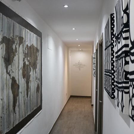 Hostal Abril Мадрид Экстерьер фото