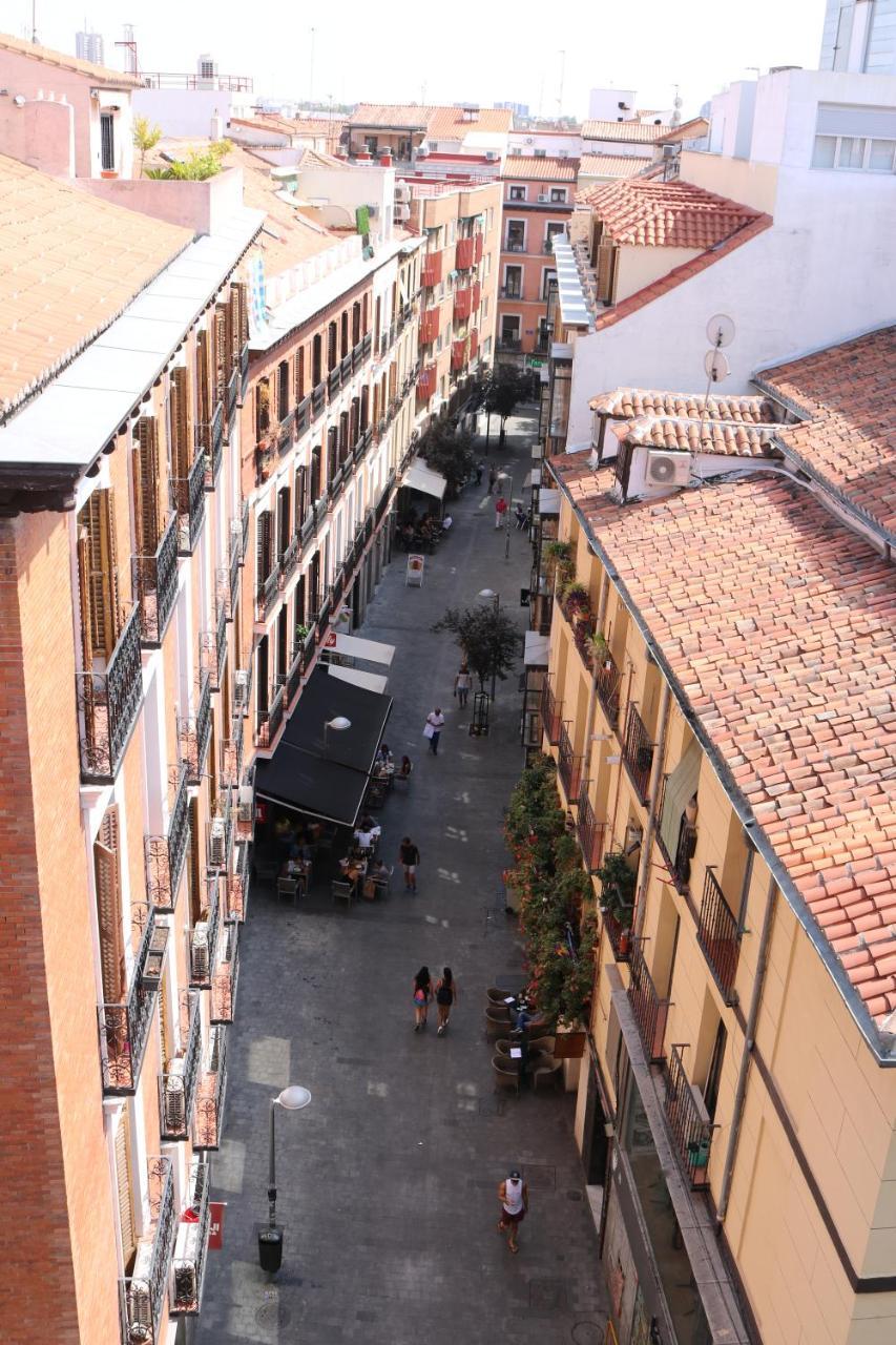 Hostal Abril Мадрид Экстерьер фото